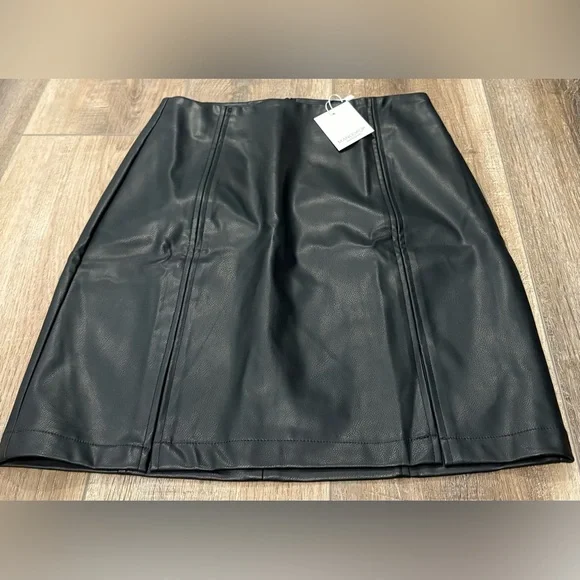 Mango Pop Black Faux Leather Mini Skirt - Picture 1 of 3